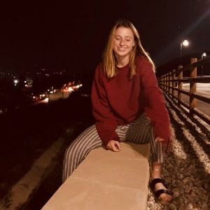 Meet your Posher, Julia